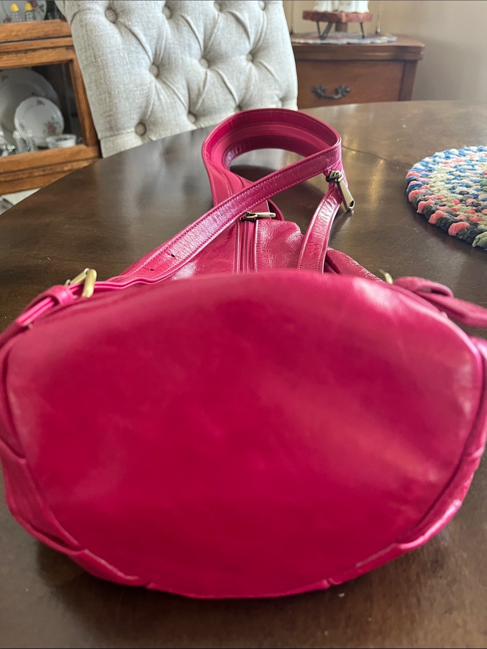 HOBO 'Kiley' Fuchsia Sling Convertible Leather Backpack. Very light weight! - Picture 6 of 7